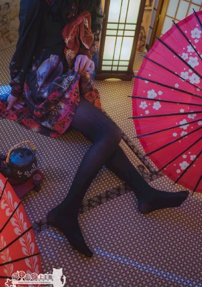 陈雅伦三级无删减版