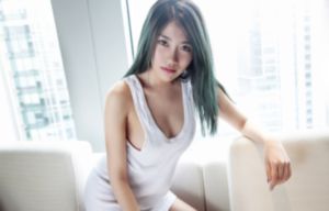 美女差差差