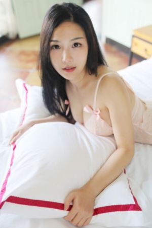 扒开美女狂揉难受视频