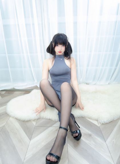 美女免费观看